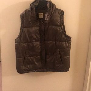 Old Navy puffer vest
